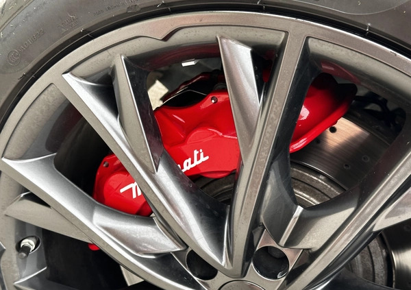 Maserati Ghibli cena 269000 przebieg: 29800, rok produkcji 2020 z Rzeszów małe 232